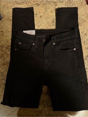 GAP Women’s Skinny Black Stretch Jeans